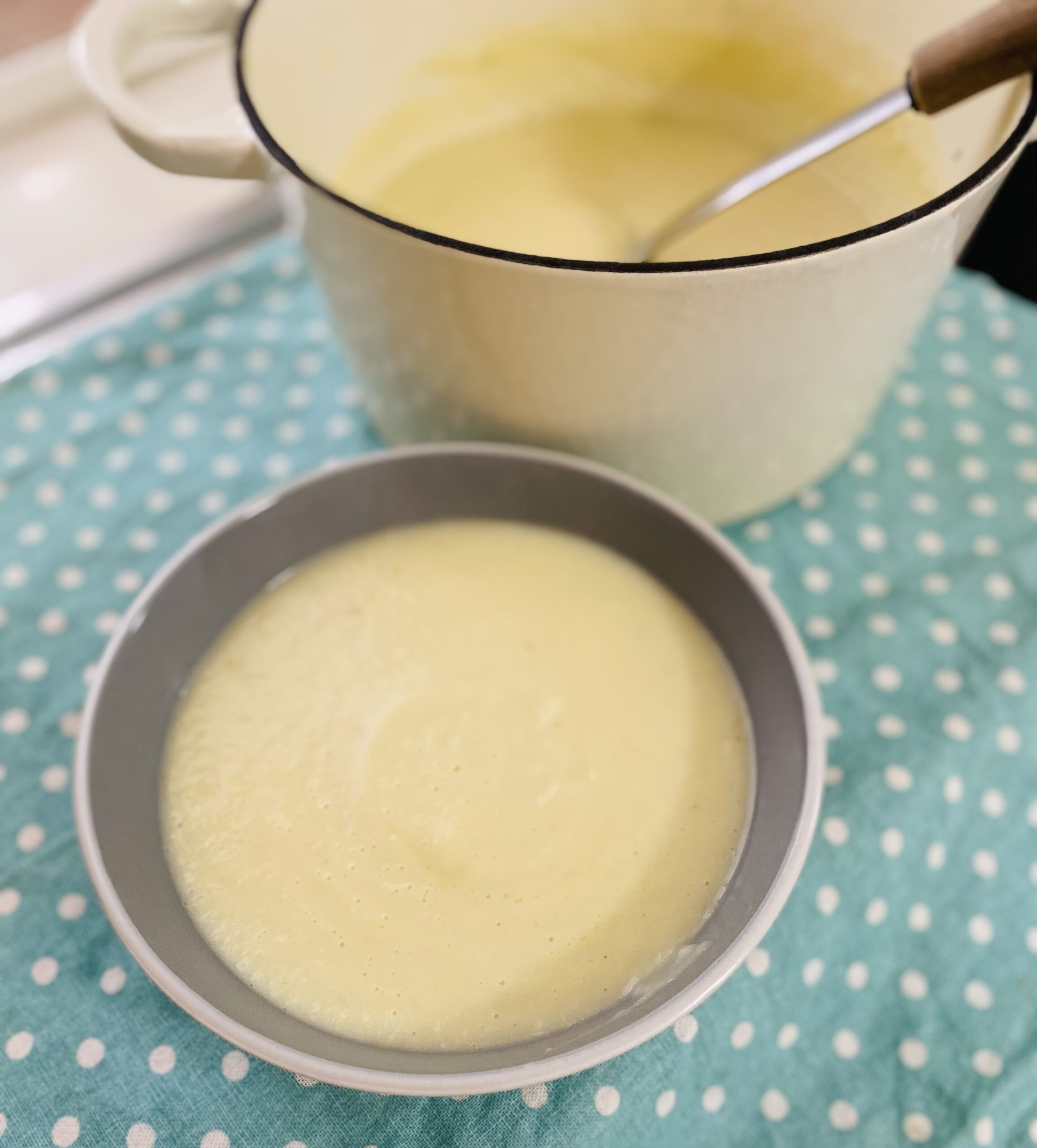 Cheesy Creamy Cauliflower Soup |