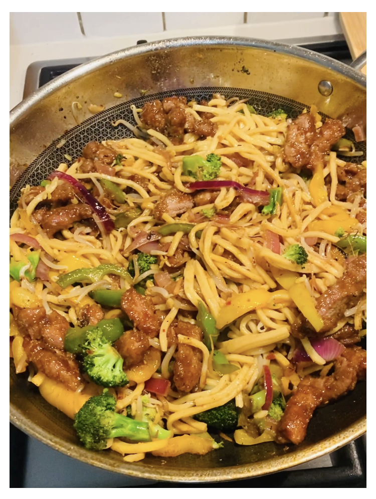Udon Noodle & Pork Stirfry |